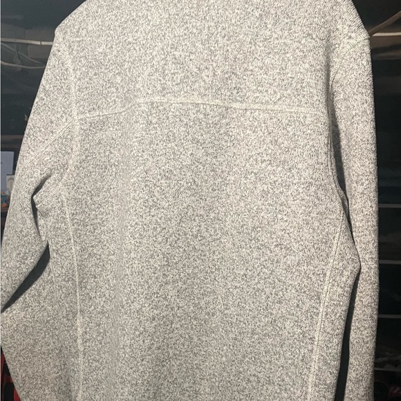 North Face Pullover - Picture 6 of 7